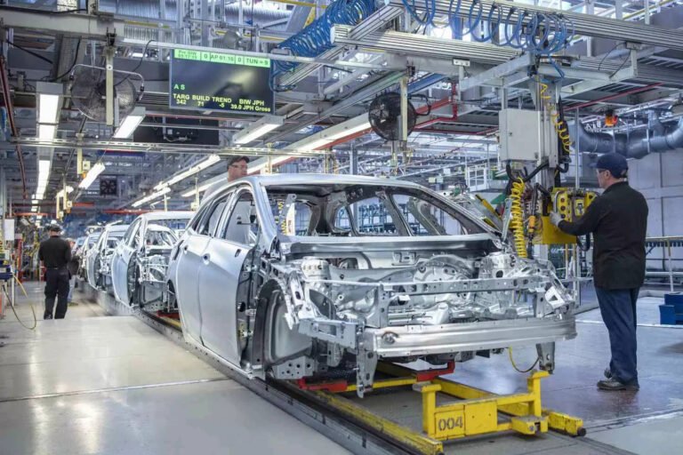 Dubai Car Manufacturing: Career Opportunities for Freshers and Experienced Professionals
